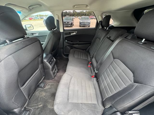 Used 2016 Ford Edge SEL FWD image 29
