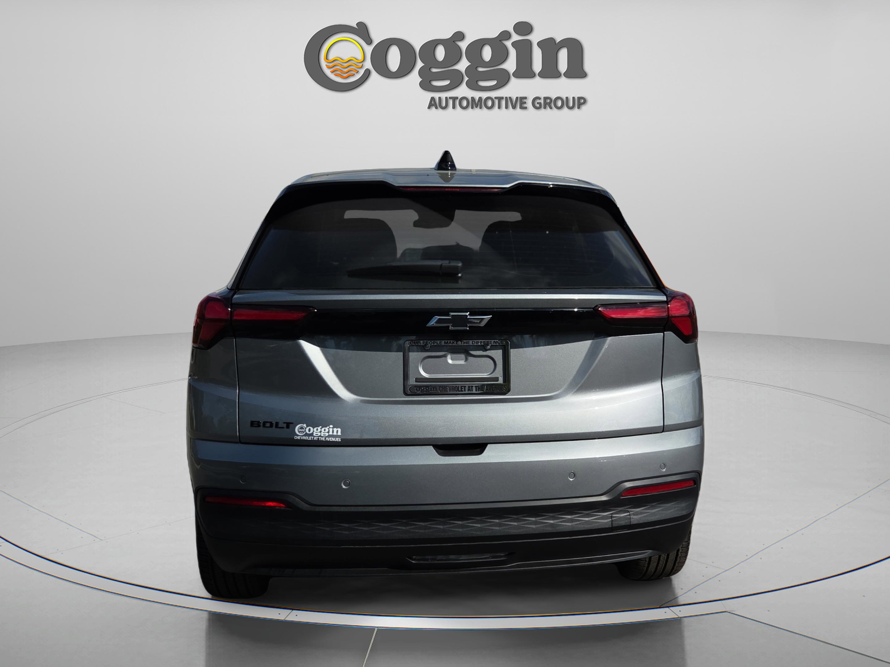 New 2027 Chevrolet Bolt LT w/ Comfort Package image 4