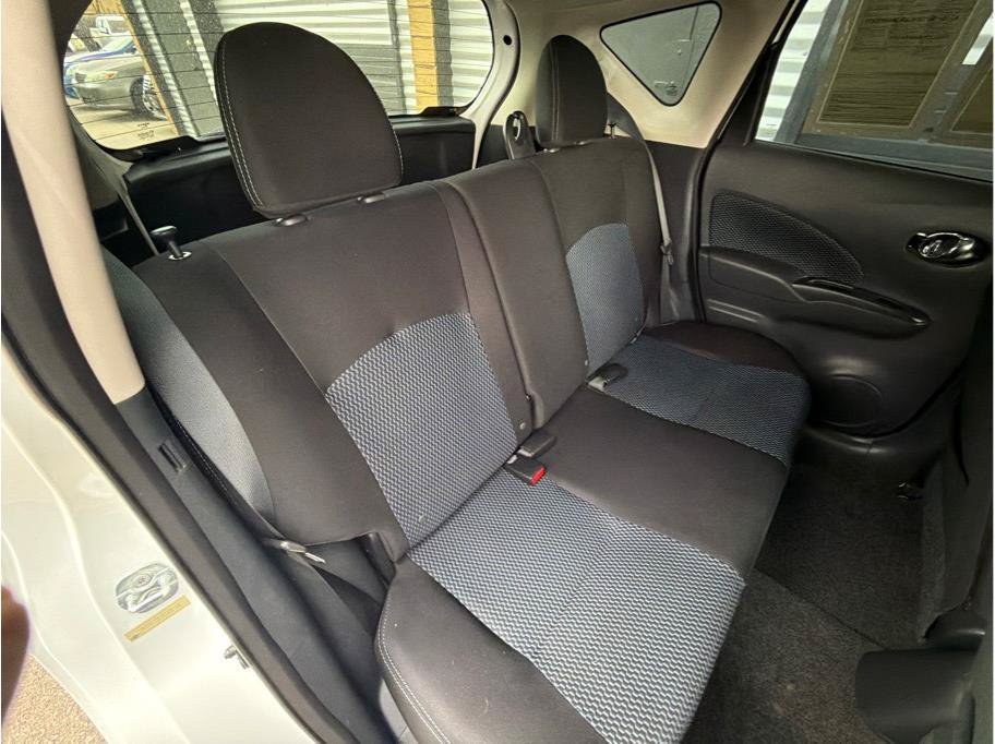 Used 2015 Nissan Versa Note SV FWD image 19