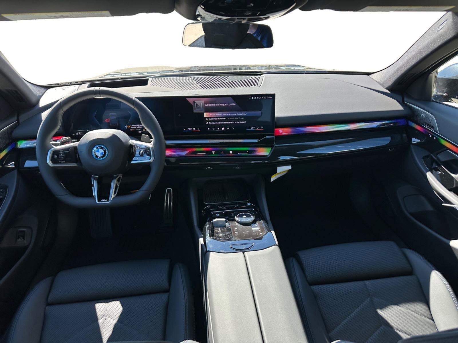 New 2026 BMW 550e xDrive AWD/4WD image 19