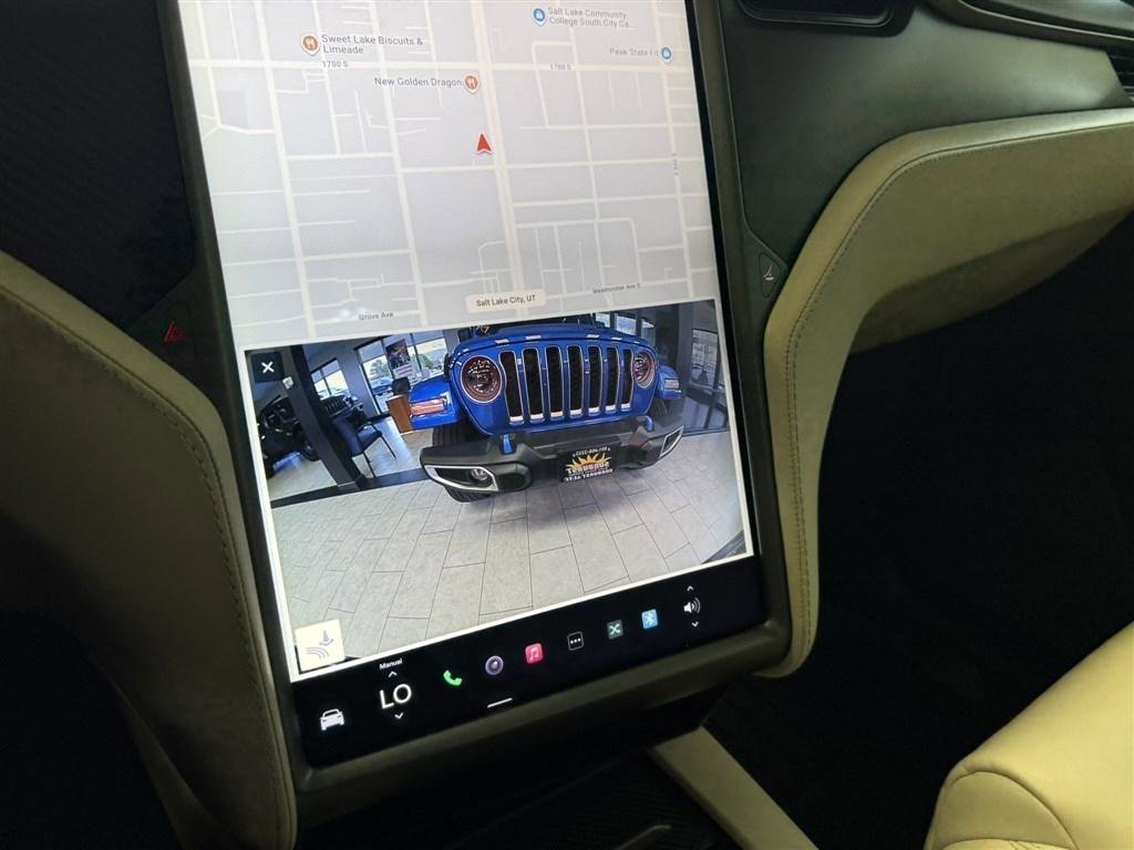 Used 2018 Tesla Model X 100D AWD/4WD image 26