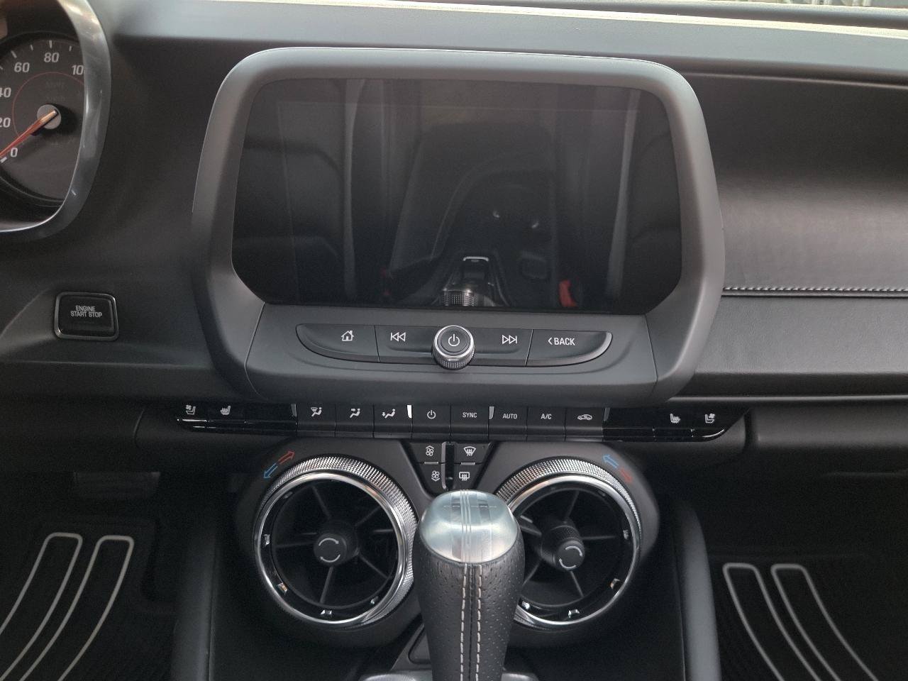 Used 2018 Chevrolet Camaro SS RWD image 19