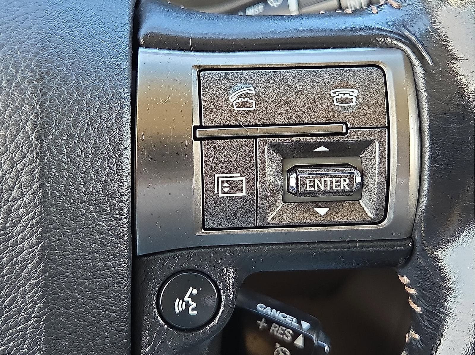 Used 2017 Lexus GX 460 Premium w/ Premium Package image 22