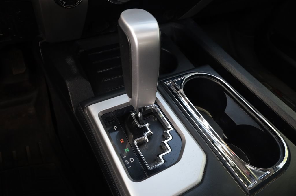 Used 2018 Toyota Tundra Platinum image 8