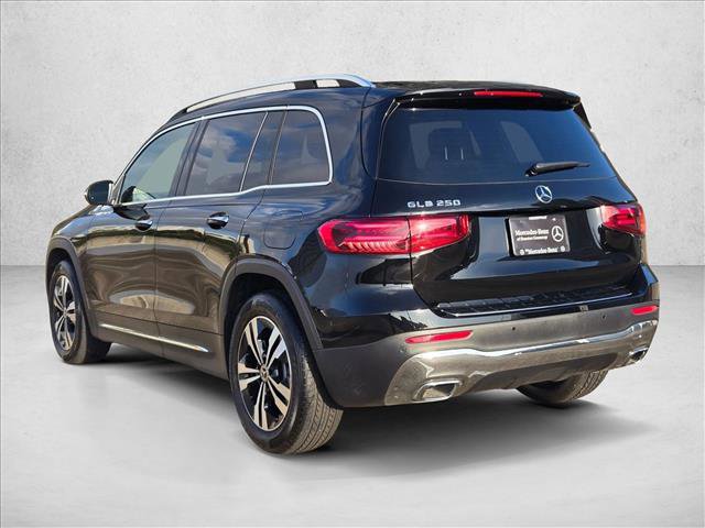 Used 2025 Mercedes-Benz GLB 250 image 7