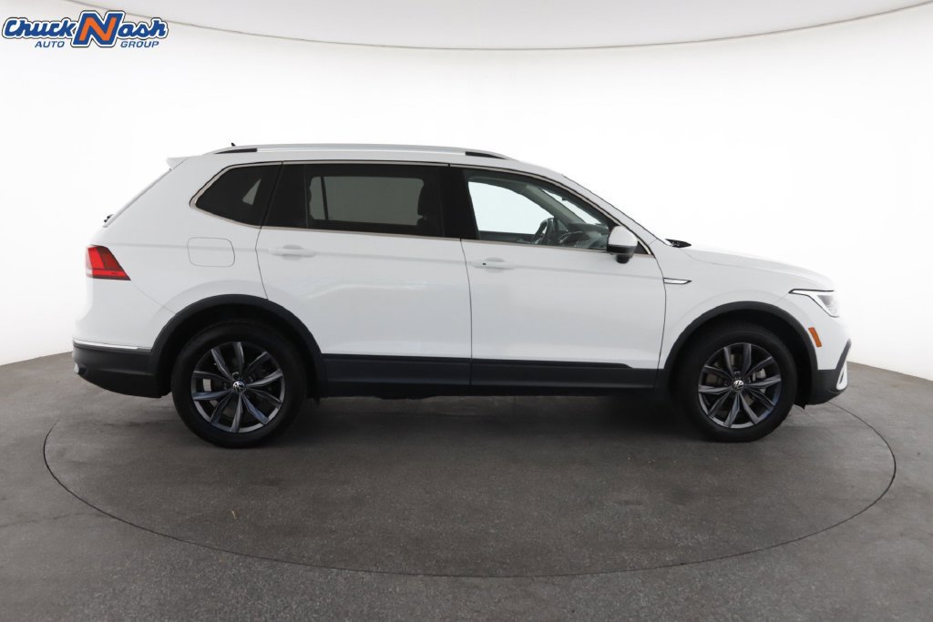 Used 2022 Volkswagen Tiguan SE FWD image 14