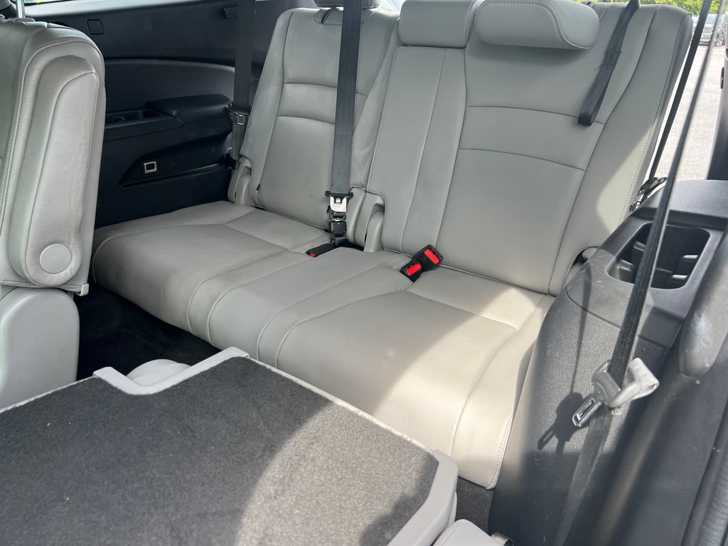 Used 2017 Honda Pilot Elite image 16