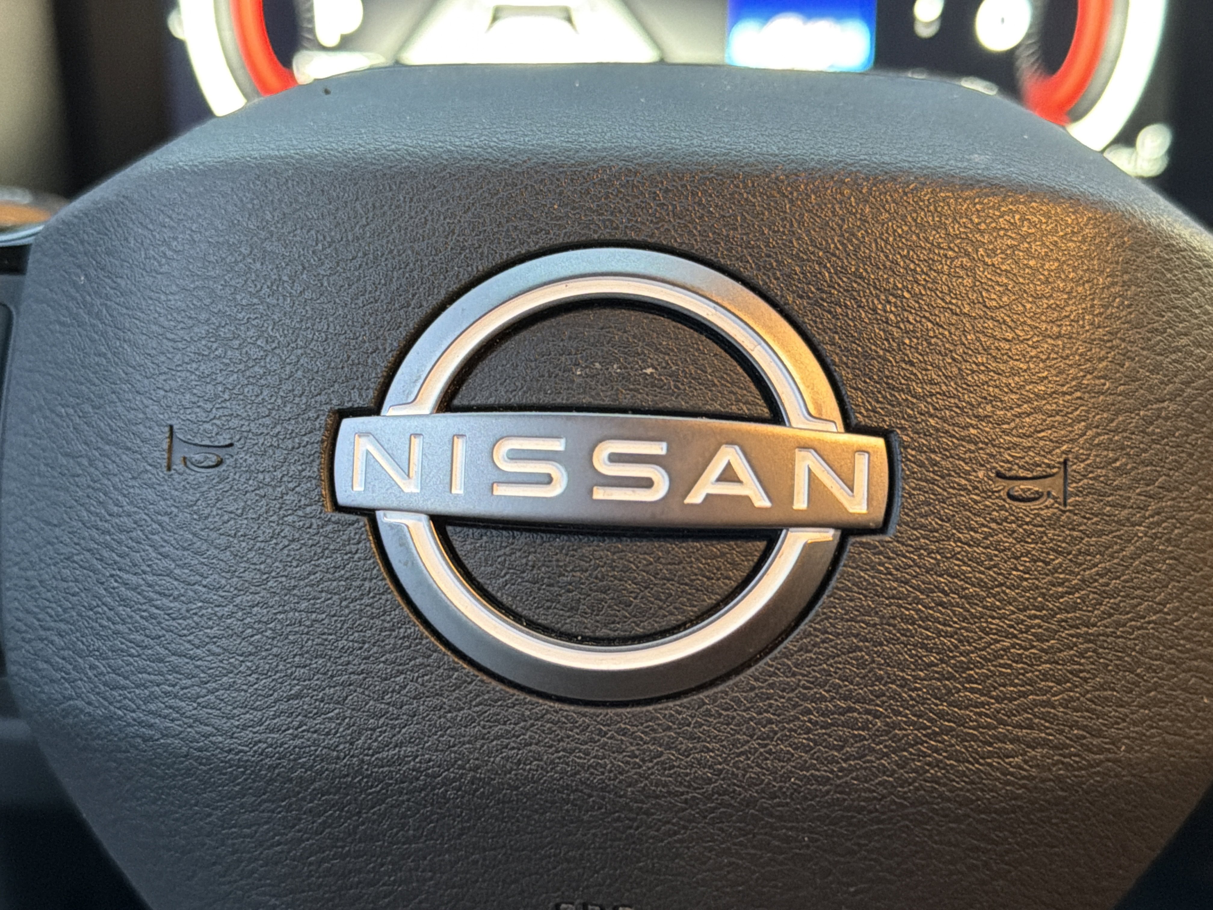 Used 2025 Nissan Rogue SL image 25