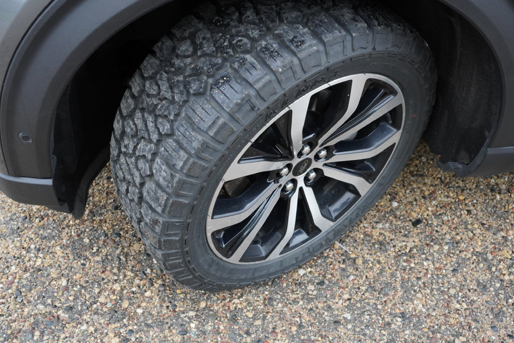 Certified 2021 Ford Explorer ST w/ Equipment Group 401A AWD/4WD image 14