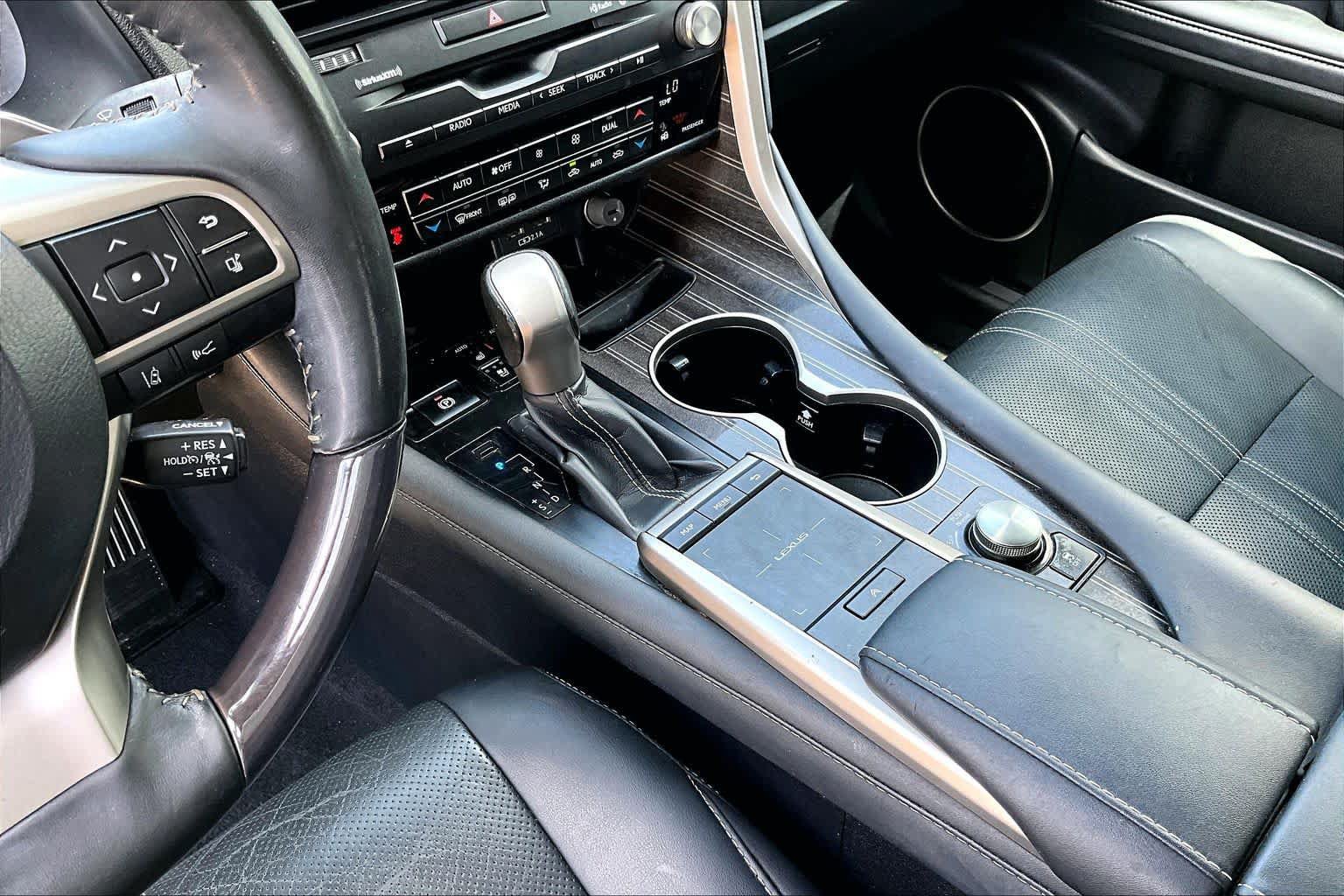 Used 2020 Lexus RX 450h AWD w/ Luxury Package image 17