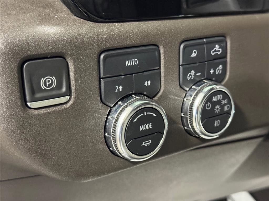 Used 2023 GMC Sierra 1500 SLT w/ SLT Premium Package image 16