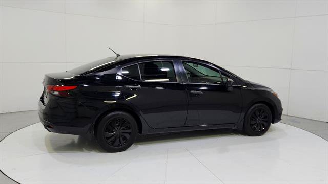 Used 2021 Nissan Versa S FWD image 8