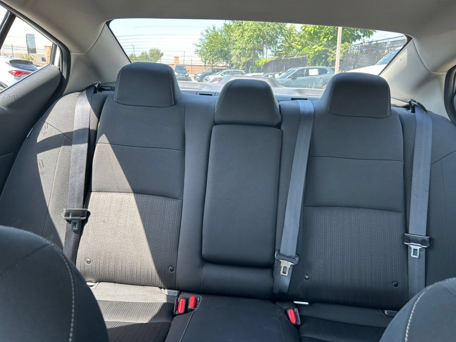 Used 2025 Nissan Altima 2.5 SV FWD image 33