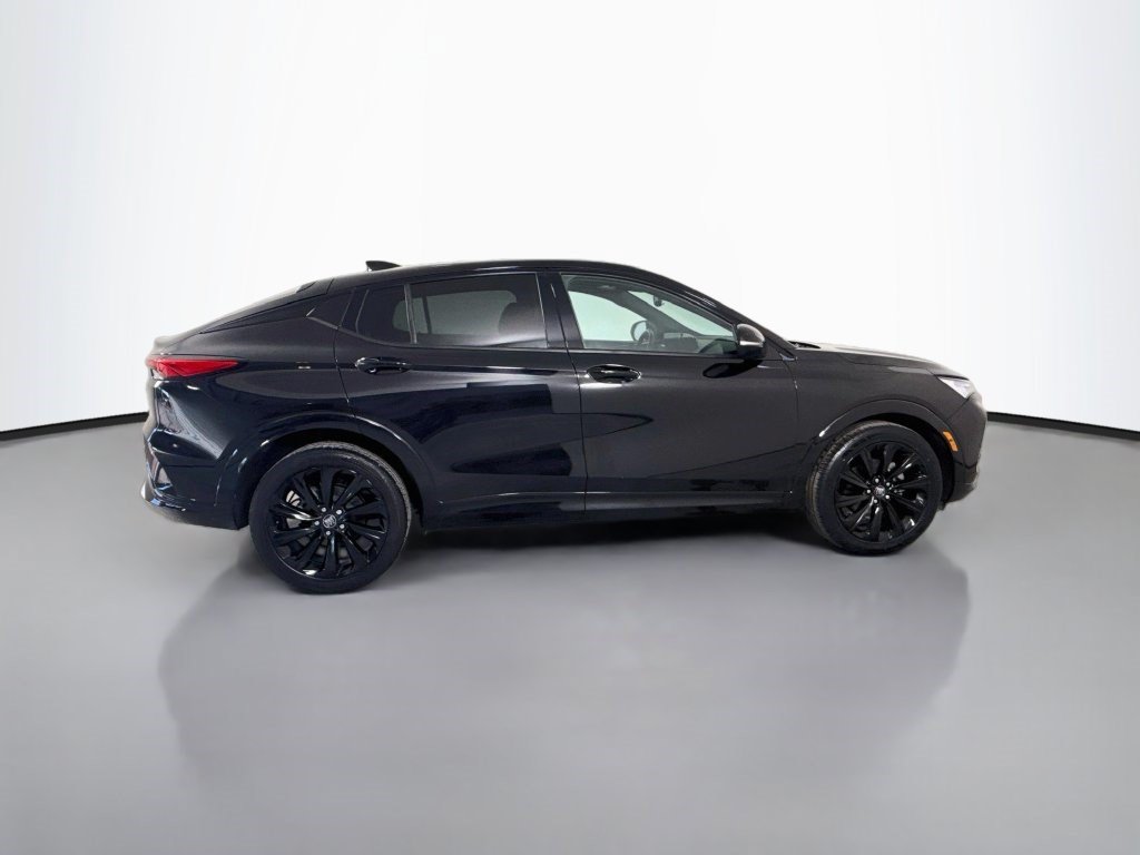 Used 2024 Buick Envista Sport Touring w/ Convenience I Package FWD image 11