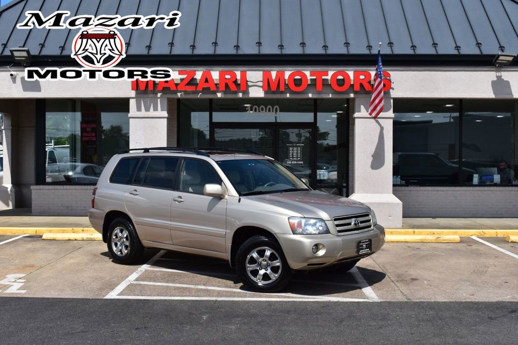 Used 2005 Toyota Highlander 4WD V6 w/ 3rd Row