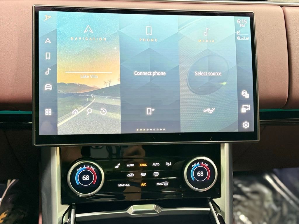 Used 2023 Land Rover Range Rover SE image 25