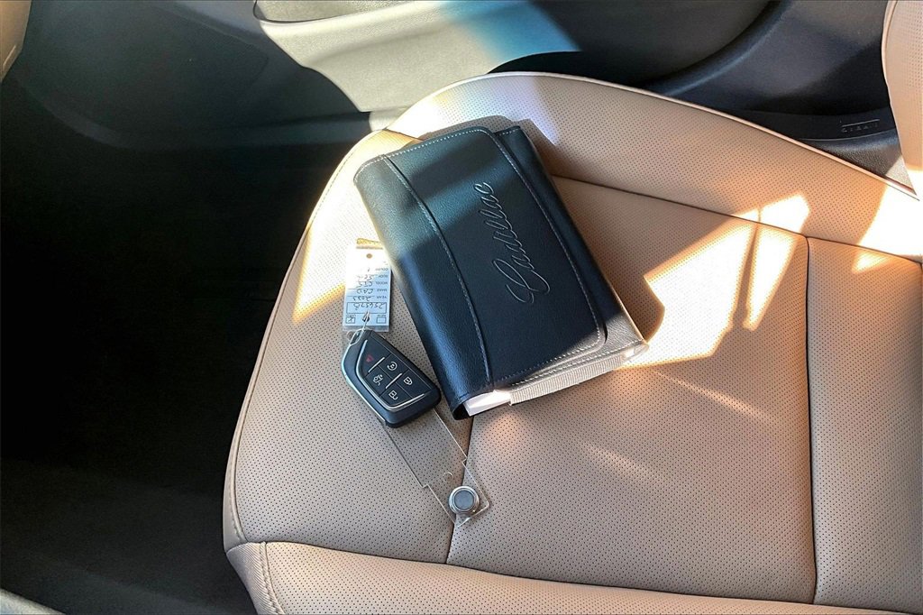 Certified 2023 Cadillac CT5 Premium Luxury image 32