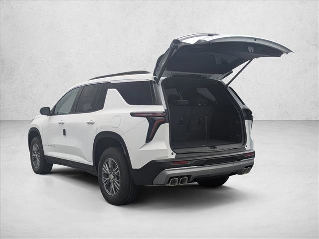 New 2026 Chevrolet Traverse LT image 9