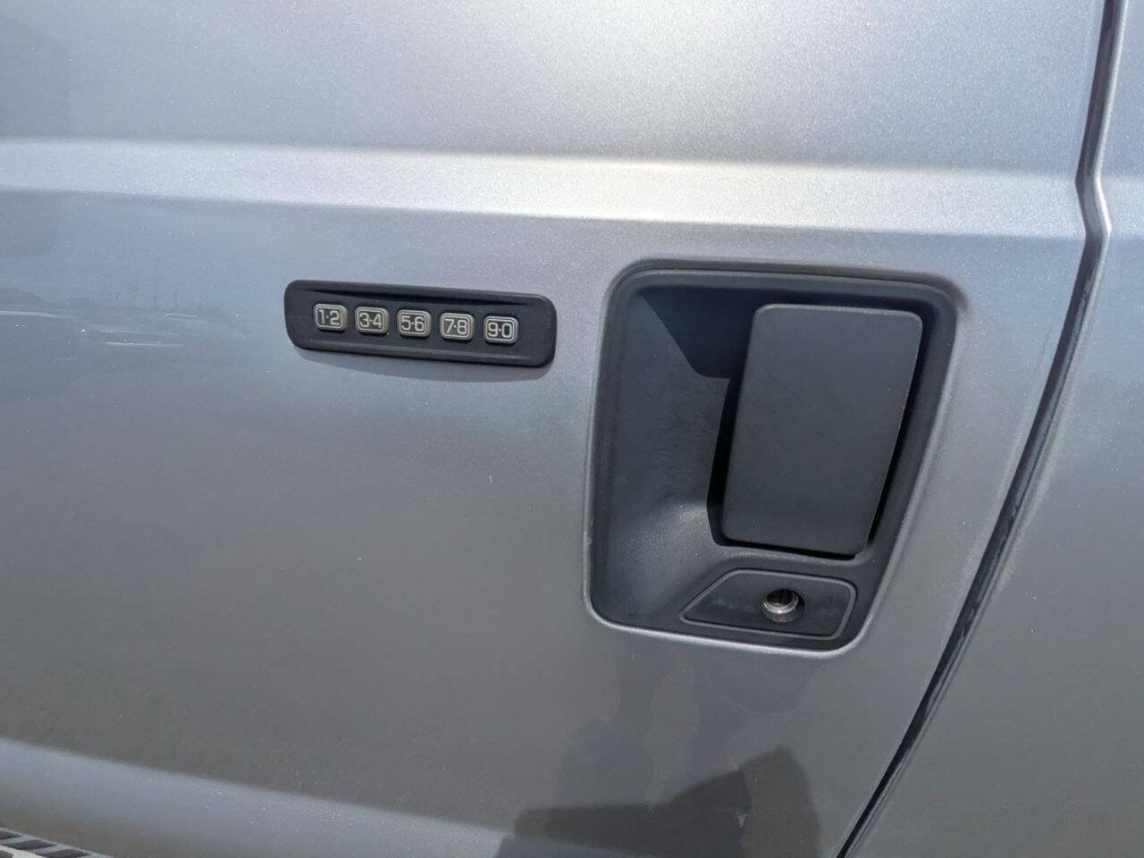 Used 2010 Ford F250 Lariat AWD/4WD image 13