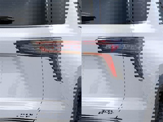 New 2026 Chevrolet Equinox ACTIV w/ Convenience Package III image 11