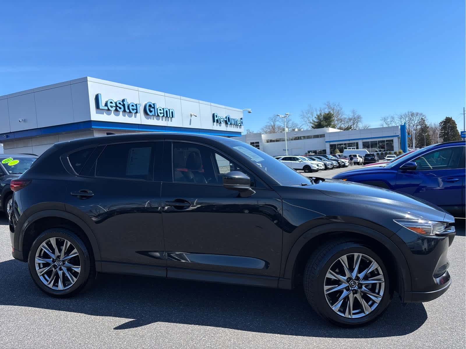 Used 2019 MAZDA CX-5 Signature image 3