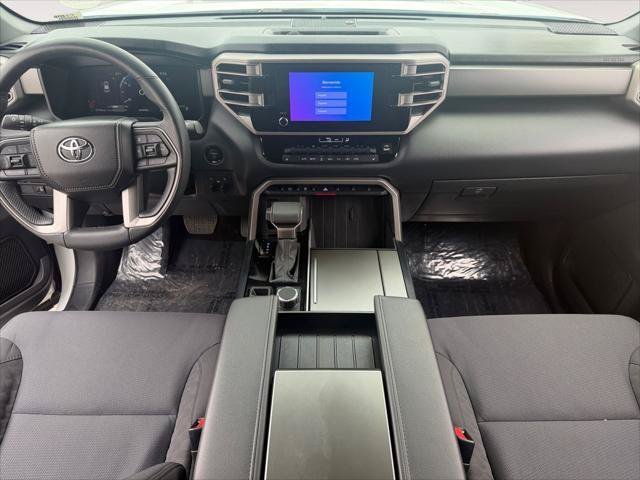 Certified 2025 Toyota Sequoia SR5 AWD/4WD image 10