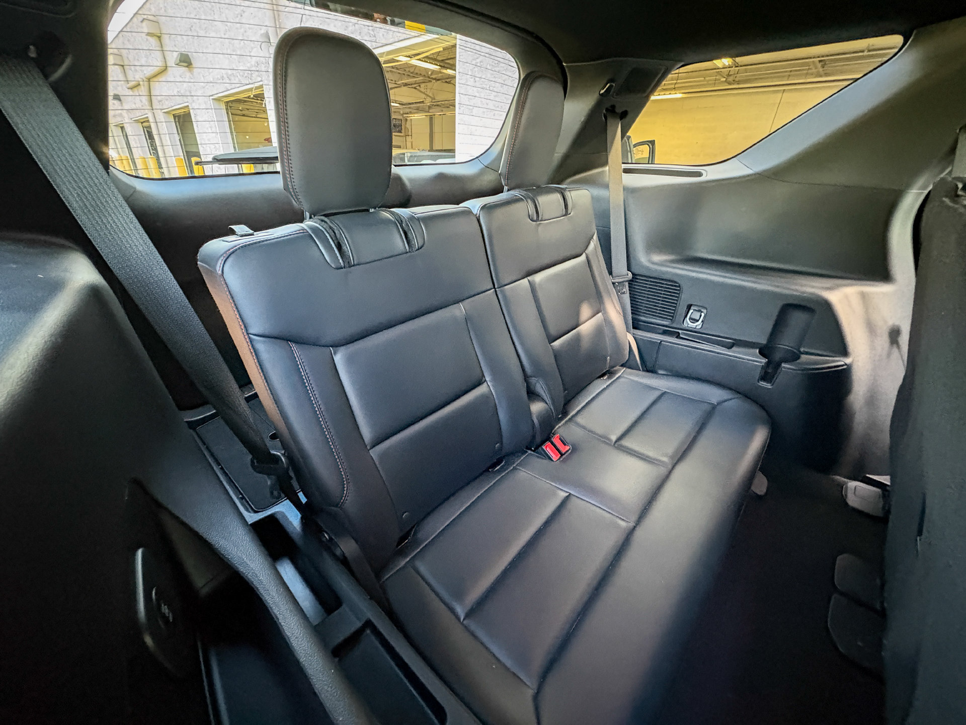 Used 2025 Ford Explorer ST-Line w/ ST-Line Street Pack AWD/4WD image 26