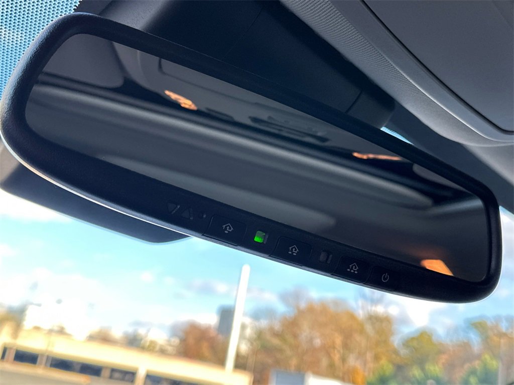 Used 2022 Toyota Sienna XLE image 33