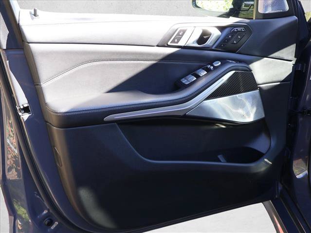 Used 2025 BMW X7 M60i AWD/4WD image 12