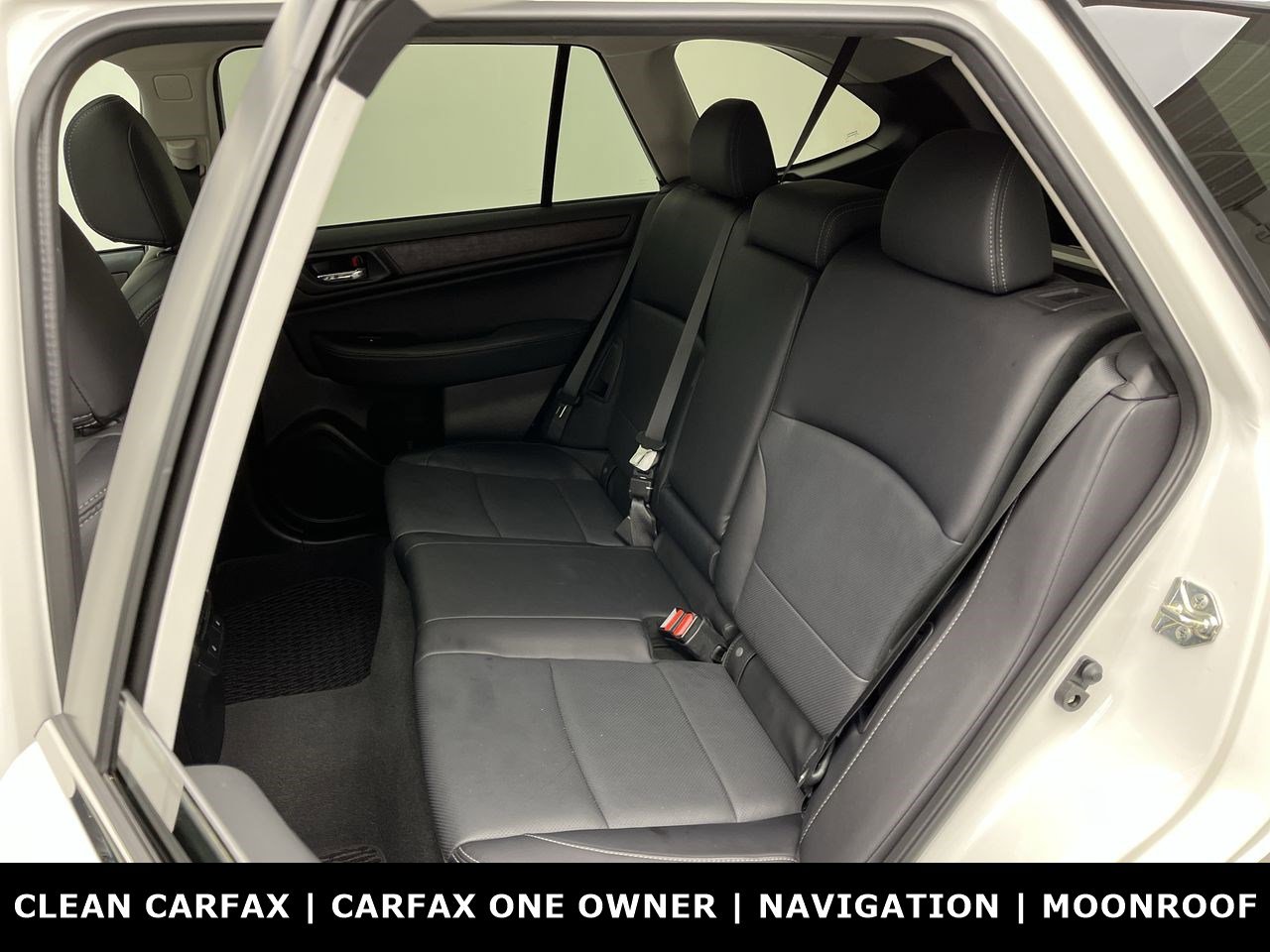 Used 2017 Subaru Outback 2.5i Limited AWD/4WD image 12
