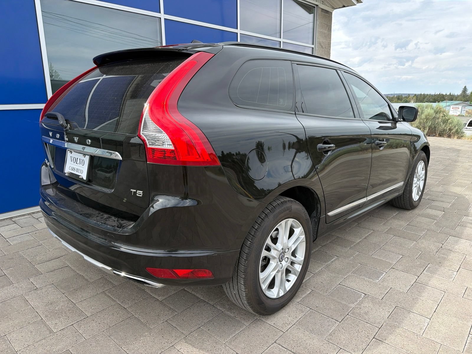 Used 2015 Volvo XC60 T5 FWD image 7