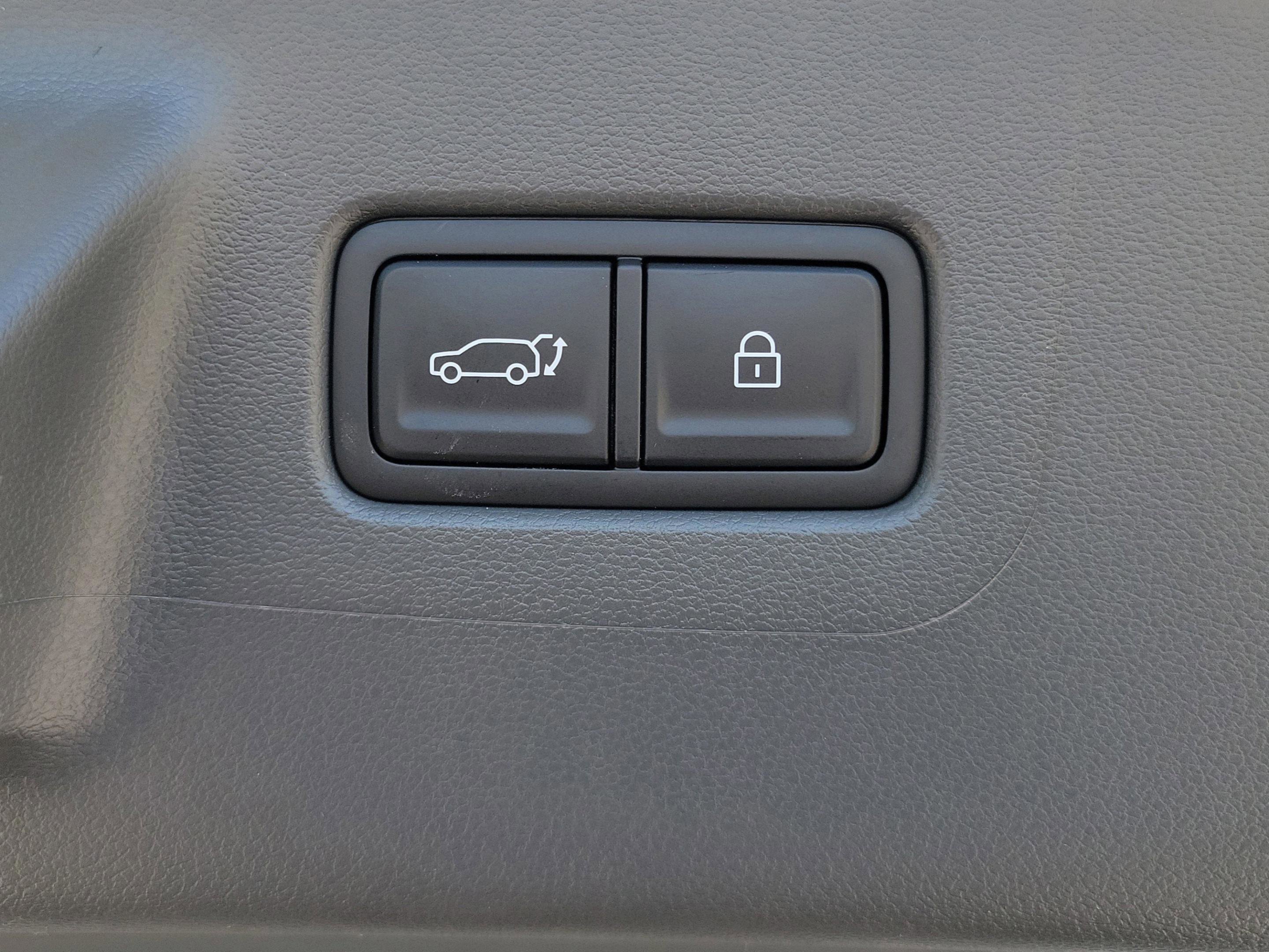 New 2026 Hyundai Santa Fe SE image 14