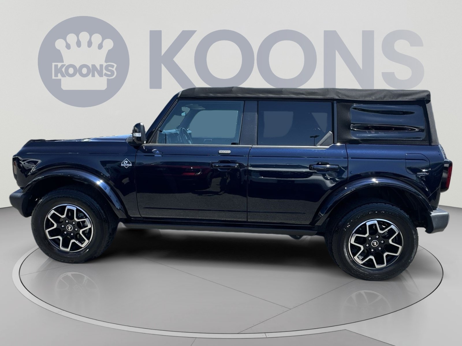 Used 2021 Ford Bronco Outer Banks AWD/4WD image 13