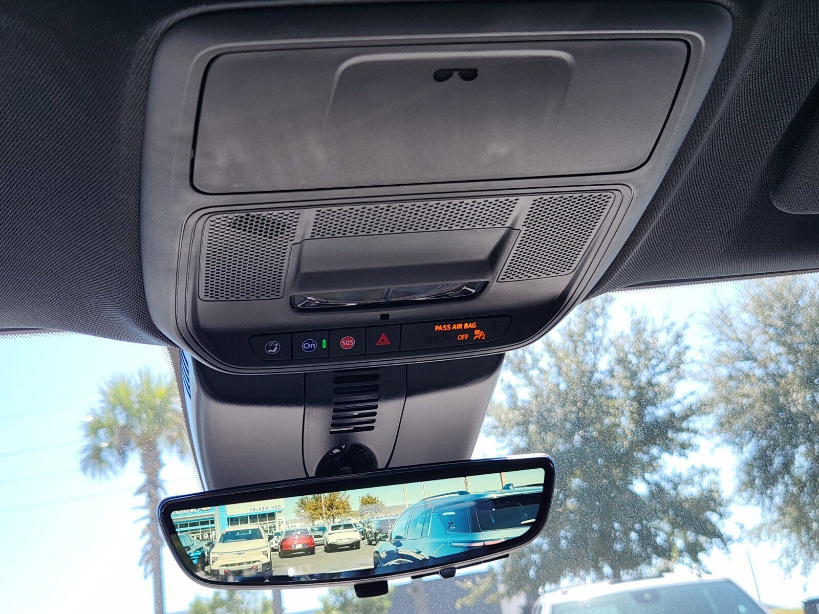 New 2026 Chevrolet Traverse LT w/ Midnight/Sport Edition image 16