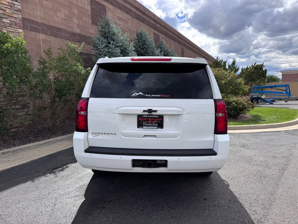 Used 2018 Chevrolet Suburban LT AWD/4WD image 9