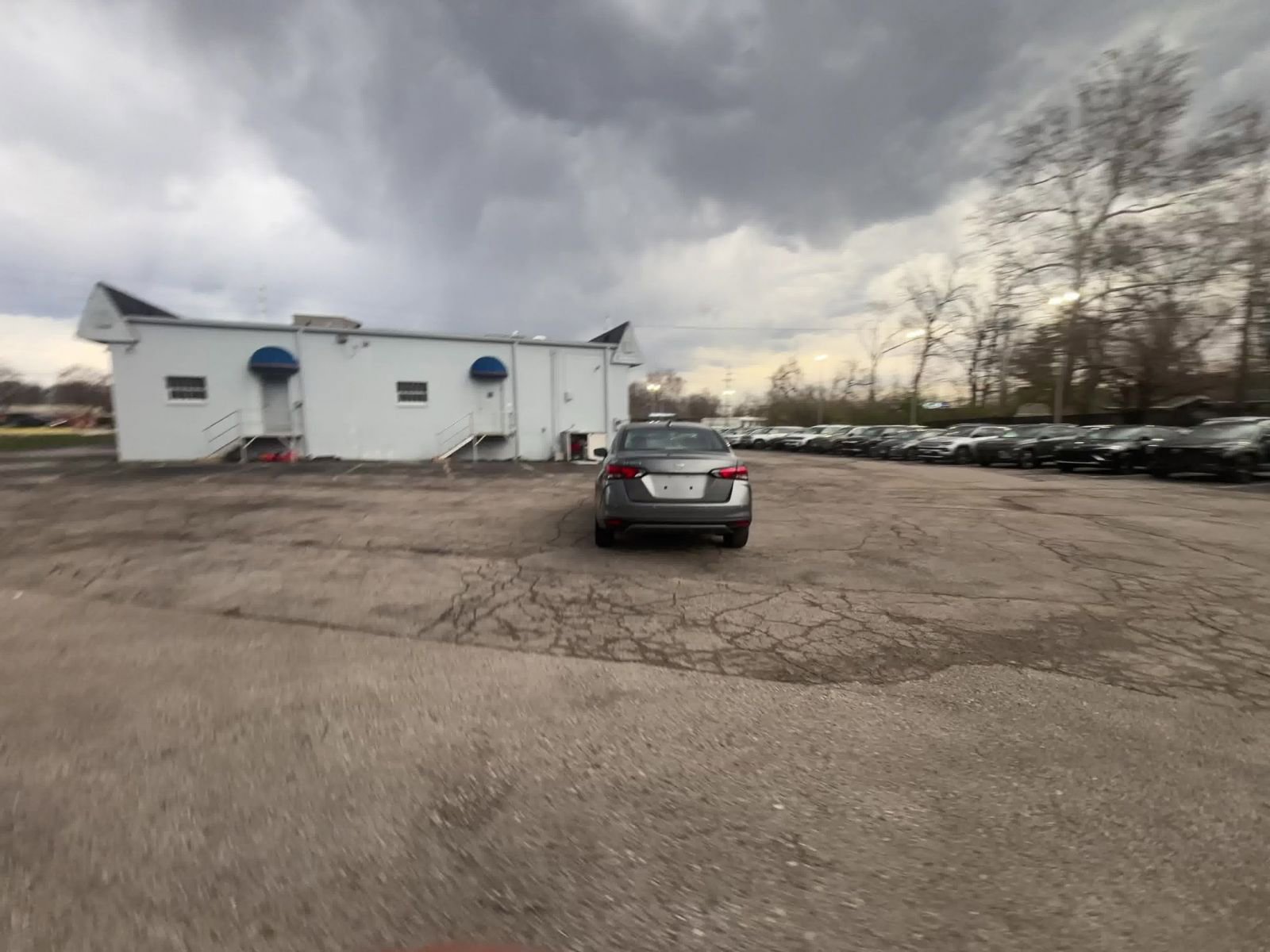 Used 2025 Nissan Versa SV image 16