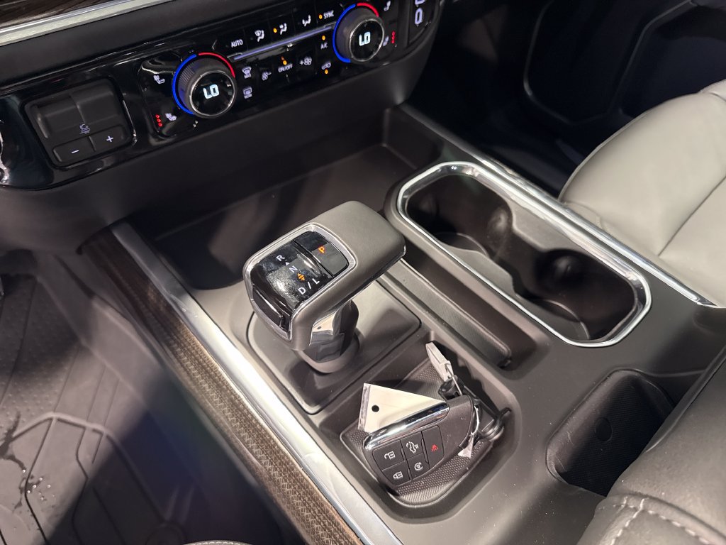 New 2026 Chevrolet Silverado 1500 RST w/ Dark Appearance Package AWD/4WD image 18