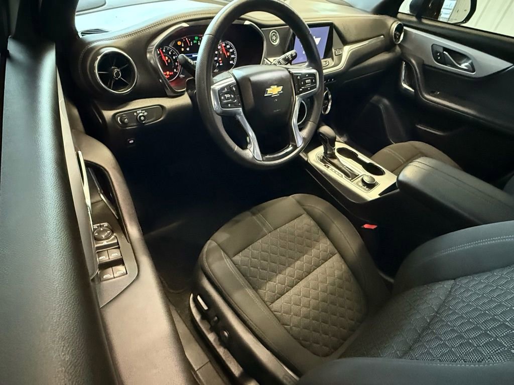 Used 2022 Chevrolet Blazer LT AWD/4WD image 23