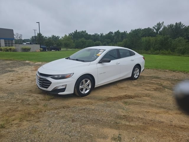 Used 2023 Chevrolet Malibu LS FWD image 2