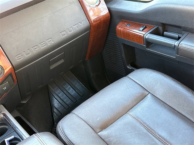 Used 2016 Ford F450 King Ranch w/ King Ranch w/Chrome Package image 16