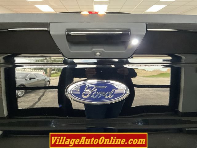 Used 2017 Ford F150 XLT w/ Equipment Group 302A Luxury AWD/4WD image 29