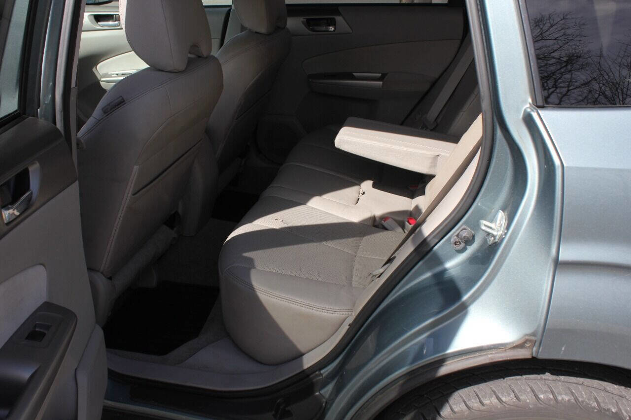 Used 2009 Subaru Forester 2.5X Limited image 13