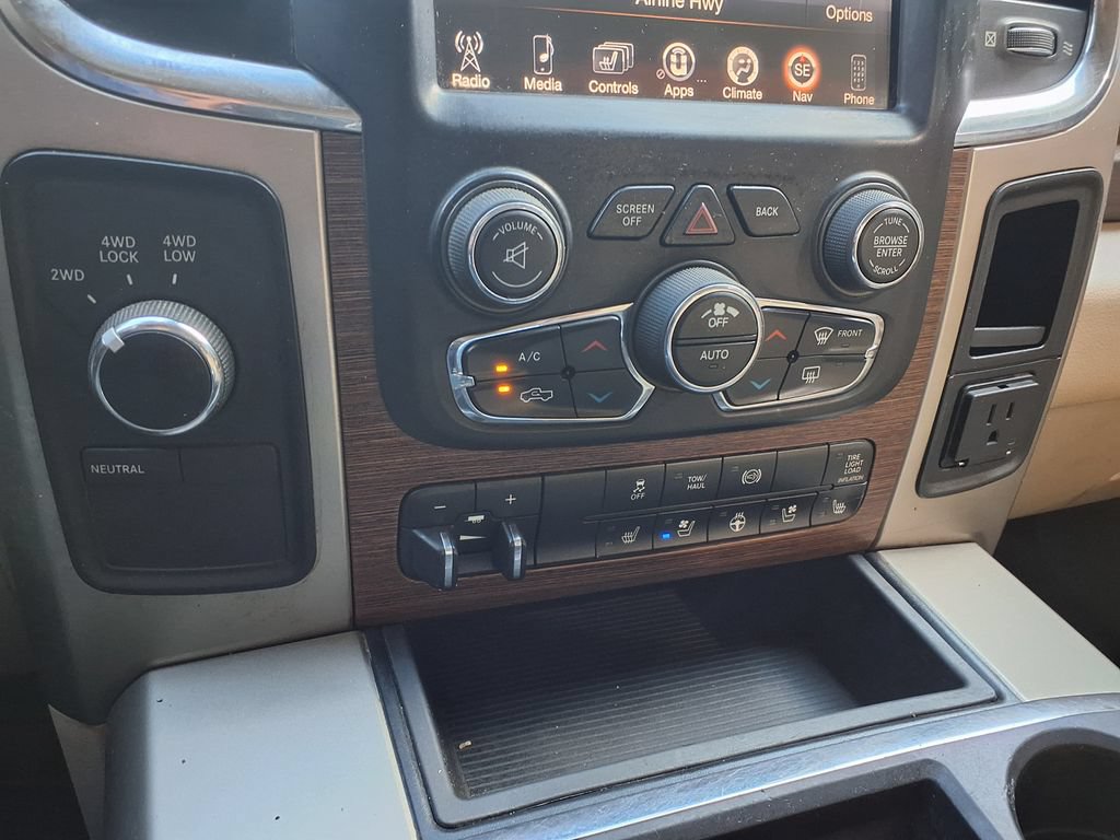 Used 2013 RAM 2500 Laramie w/ Protection Group AWD/4WD image 29