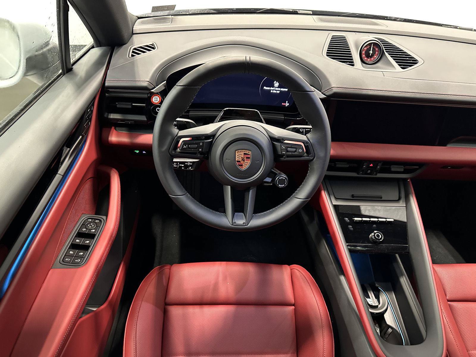 New 2026 Porsche Macan 4S Electric AWD/4WD image 25