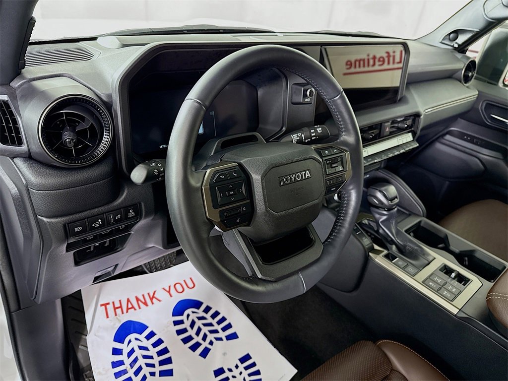 Used 2024 Toyota Land Cruiser image 20