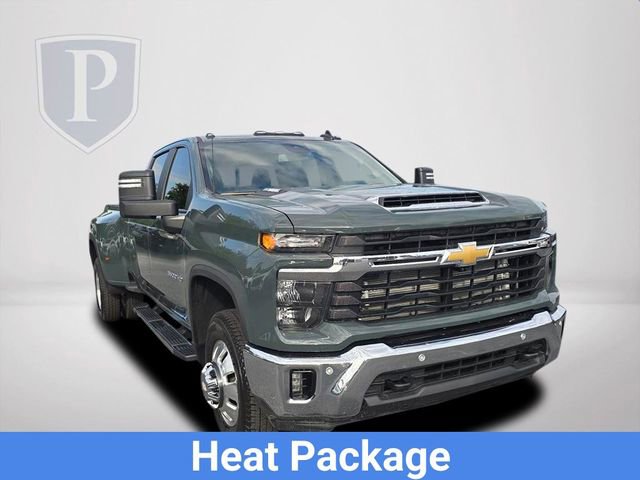 Used 2026 Chevrolet Silverado 3500 LT w/ Safety Package AWD/4WD image 13