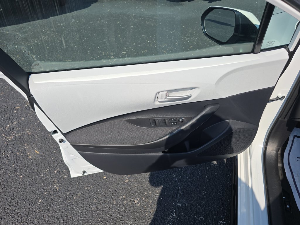 New 2026 Toyota Corolla SE FWD image 12