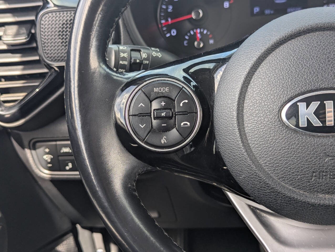 Used 2020 Kia Soul EX image 21