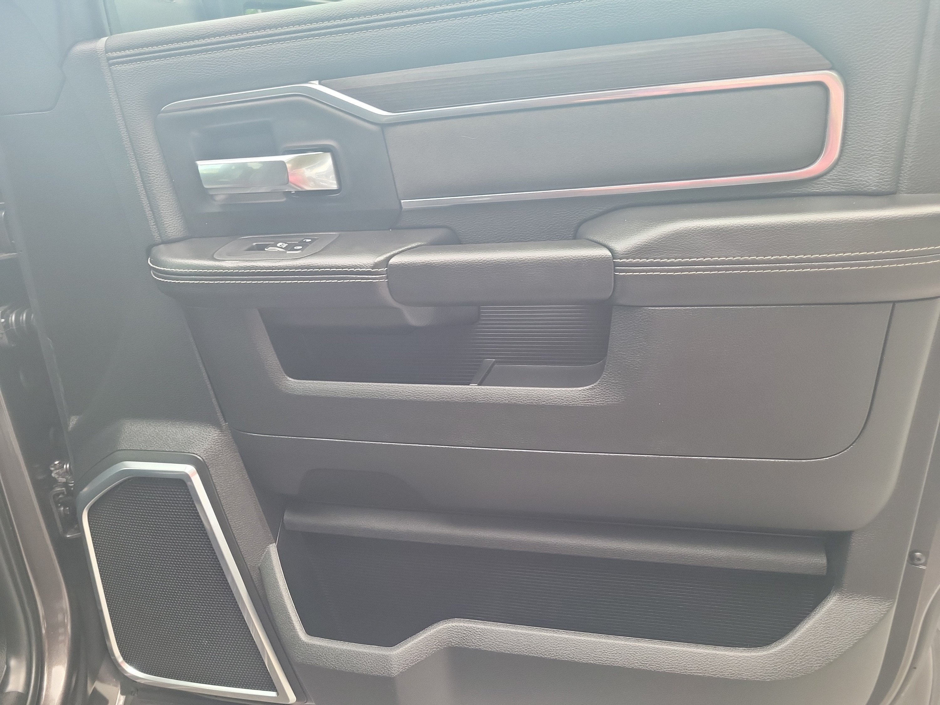 New 2026 RAM 2500 Laramie AWD/4WD image 20