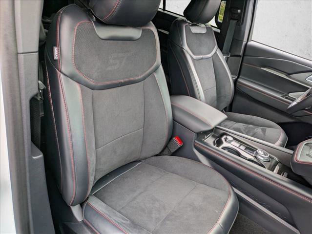 Used 2025 Ford Explorer ST w/ Sun And Sound Package image 17